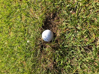 初心者ゴルフワード 突発的に出る シャンクとはどういう意味