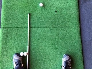 ゴルフ｜フィニッシュで振り切るには左足つま先を開くと効果的。